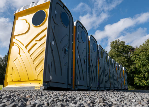 Portable Toilets for Disaster Relief Sites in Mountain View Acres, CA
